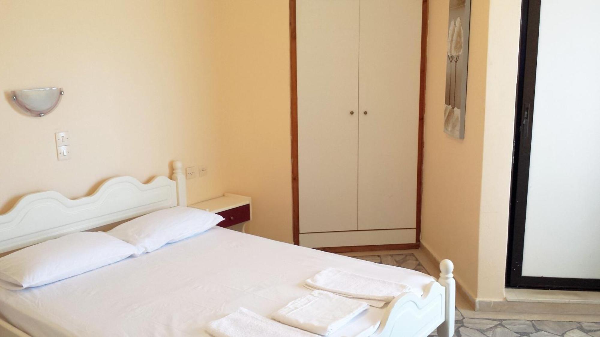 Intos Apartments Agios Nikolaos  Exteriér fotografie