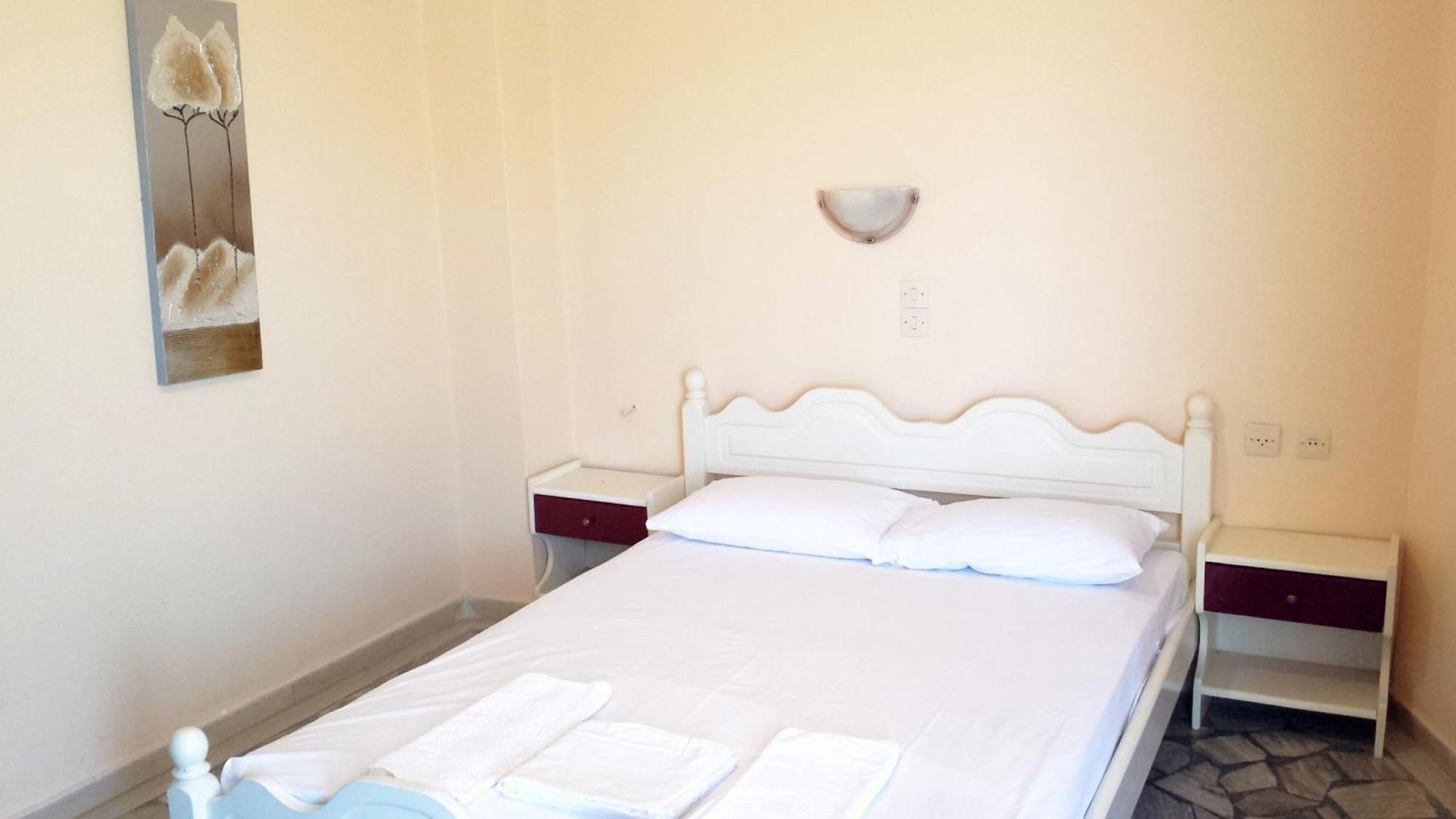Intos Apartments Agios Nikolaos  Exteriér fotografie